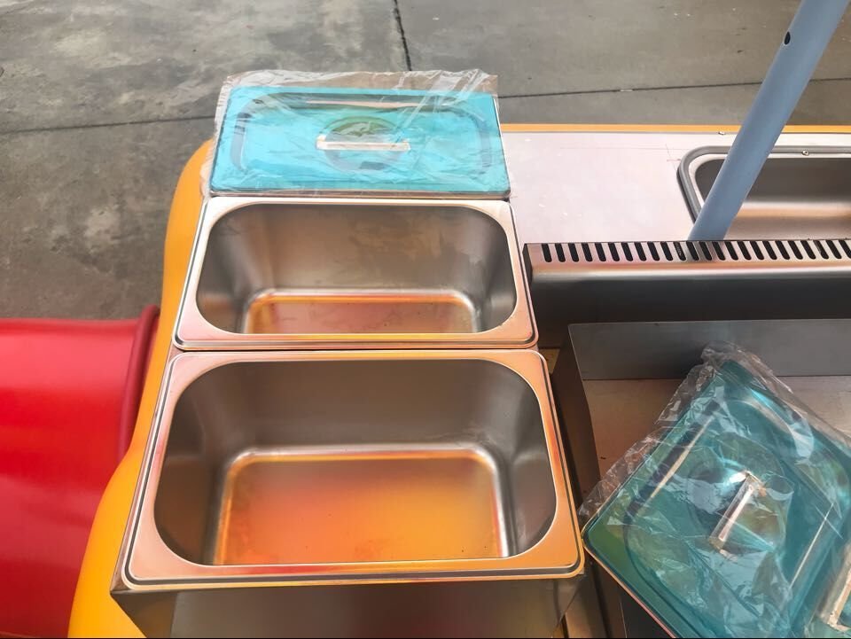 The “Hot Dog” Hot Dog Cart - Image 2